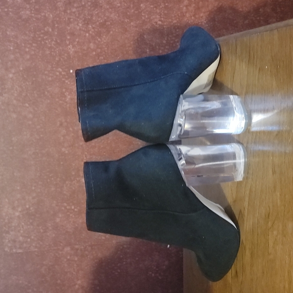 Booties with GLASS like heel - Picture 5 of 6